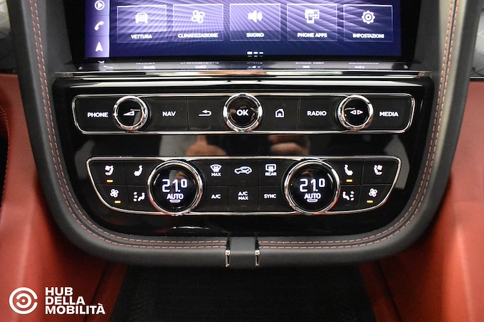 BENTLEY Bentayga V8 S